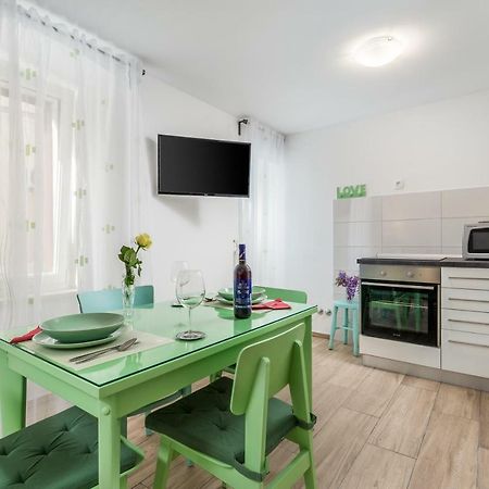 Adeona Apartments Rijeka Buitenkant foto