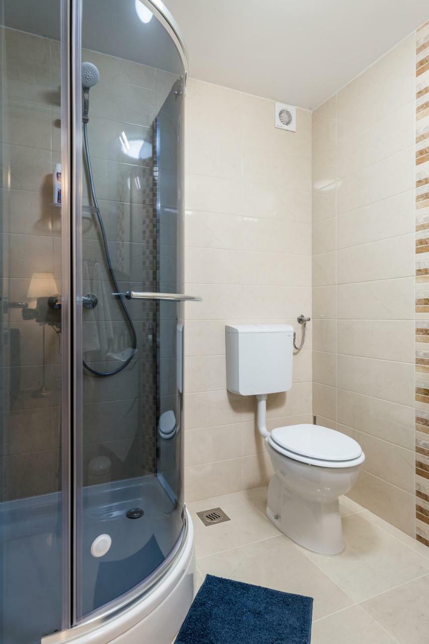Adeona Apartments Rijeka Buitenkant foto