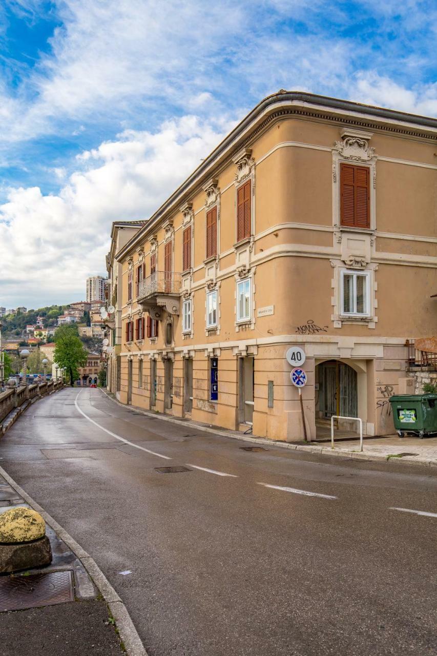 Adeona Apartments Rijeka Buitenkant foto
